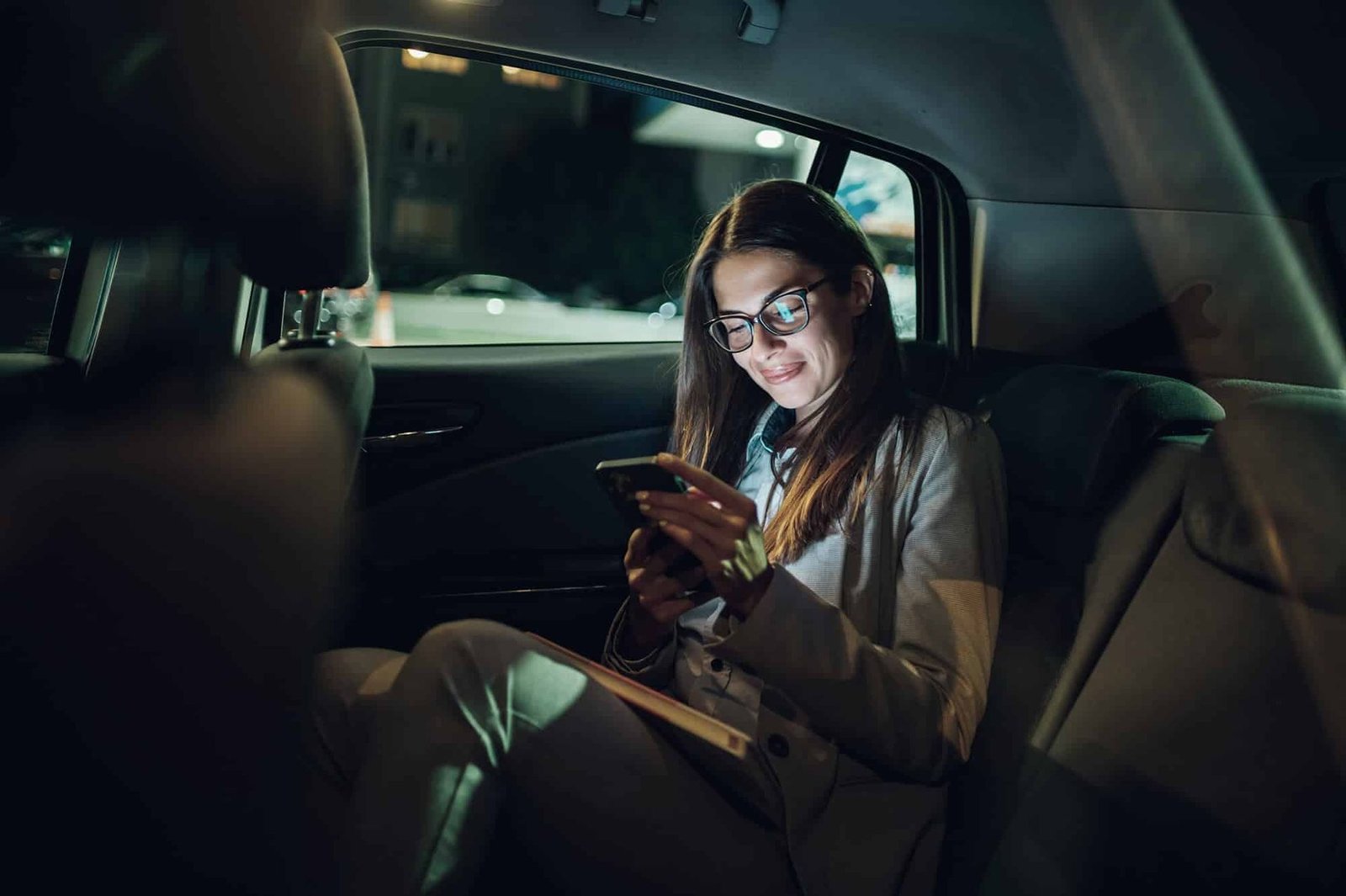 Corporate-Car-Services-Across-the-Portland-Metropolitan-Area-bdd8b244-2880w